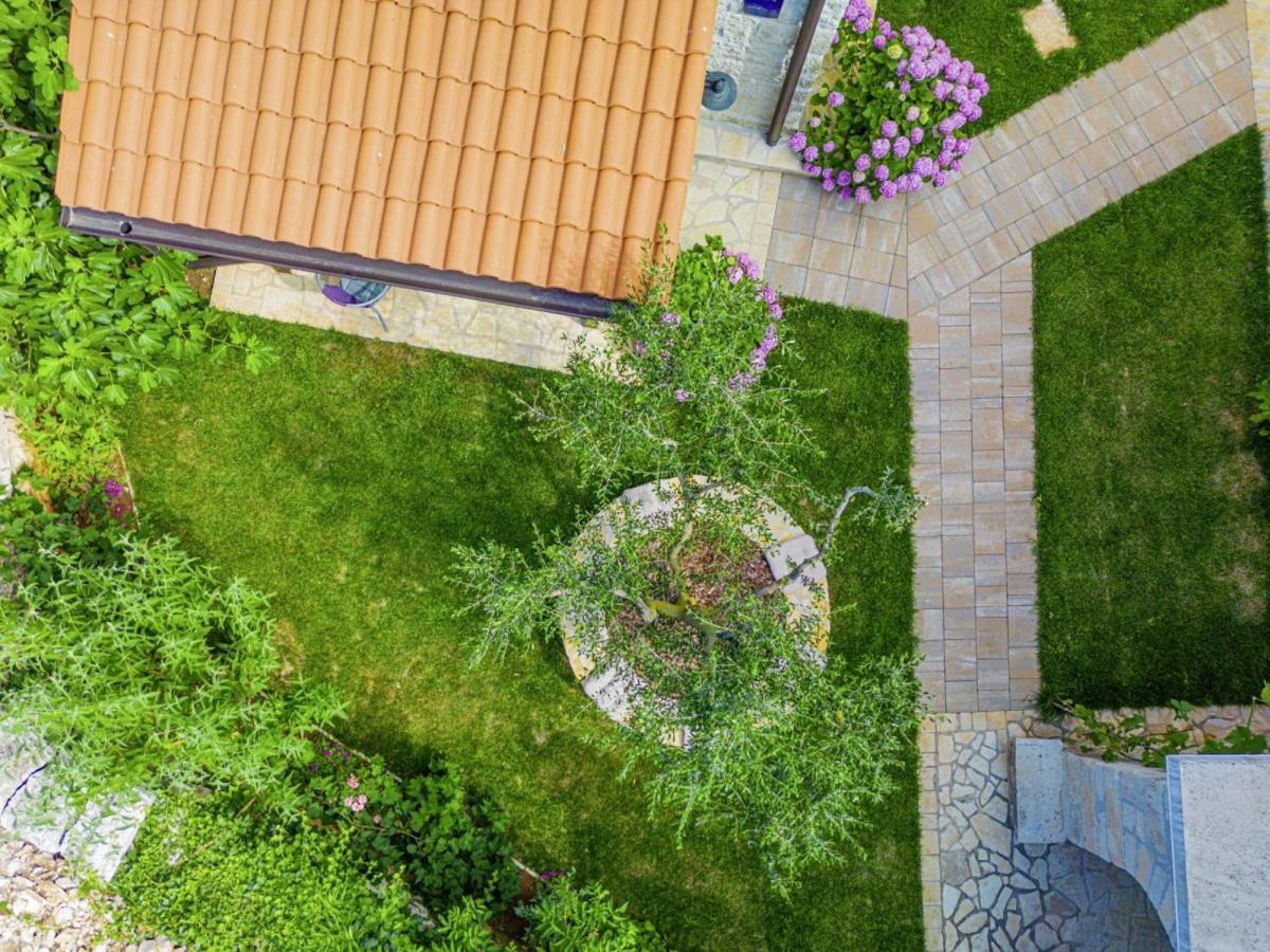 Villa Olea In Barat - Haus Fuer 6-8 Personen กานฟานาร์ ภายนอก รูปภาพ